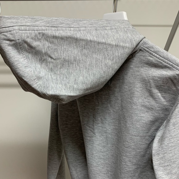 VS Sport Cropped Hoodie - Picture 6 of 7